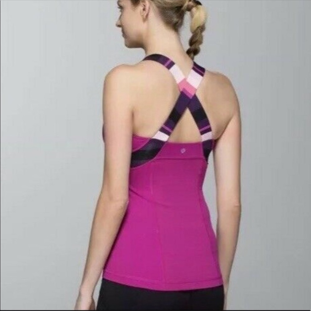 Lululemon workout tank size 8